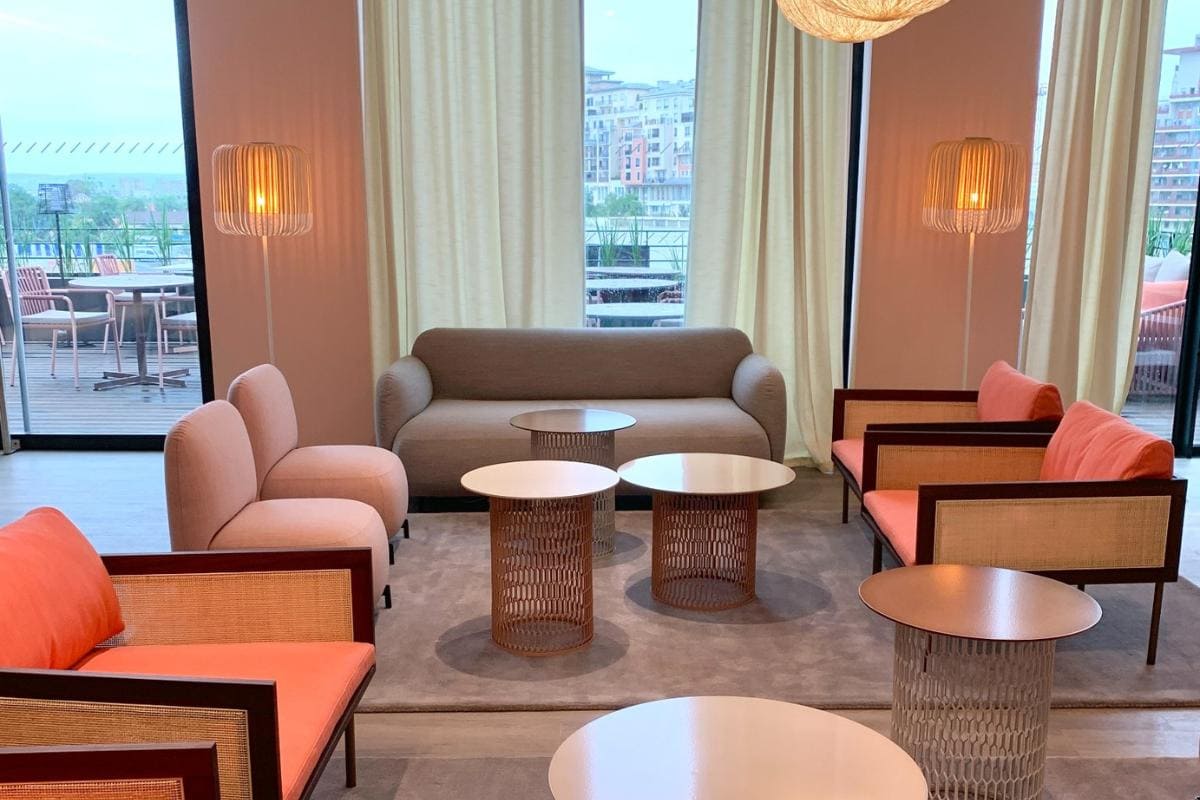 Okko-Hotels-Paris-Porte-De-Versailles-1.jpg
