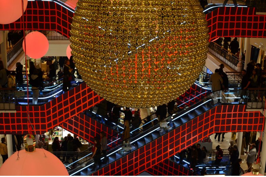 לה בון מרשה פריז